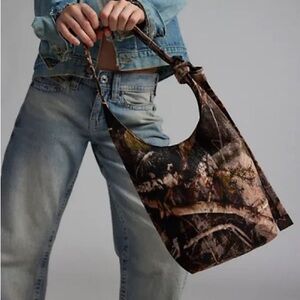 Baggu Small Nylon Sling Bag in Forest Print